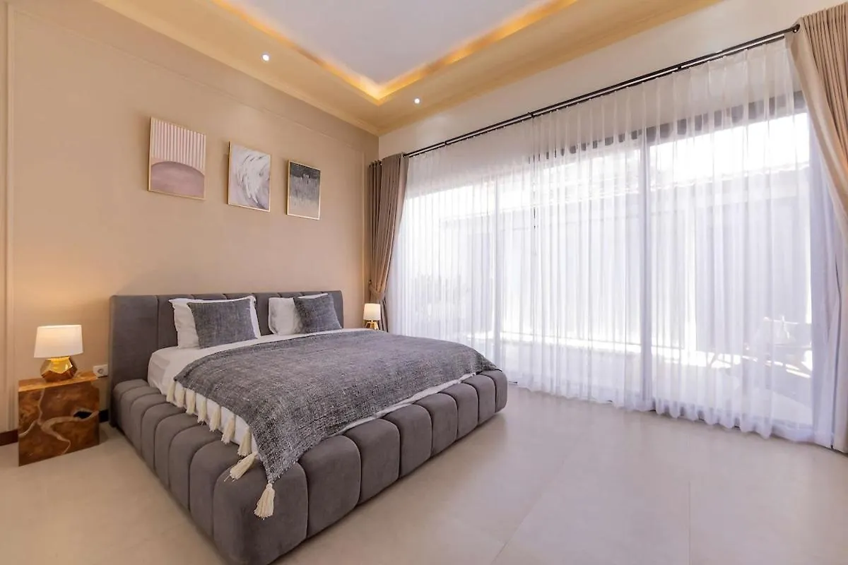 Villa Fenix Brand New 1Br Villa In Umalas, Bali 科洛布坎