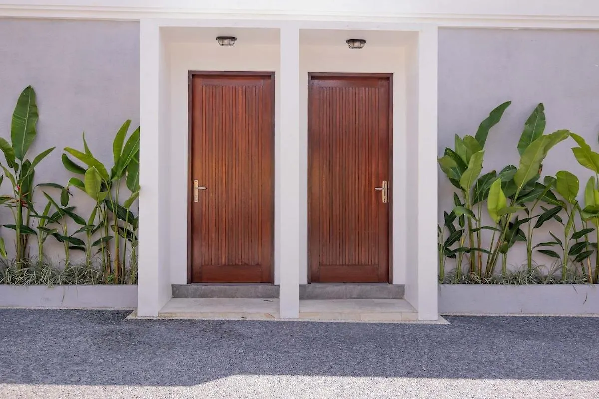 Villa Fenix Brand New 1Br Villa In Umalas, Bali 科洛布坎 0*,  印尼